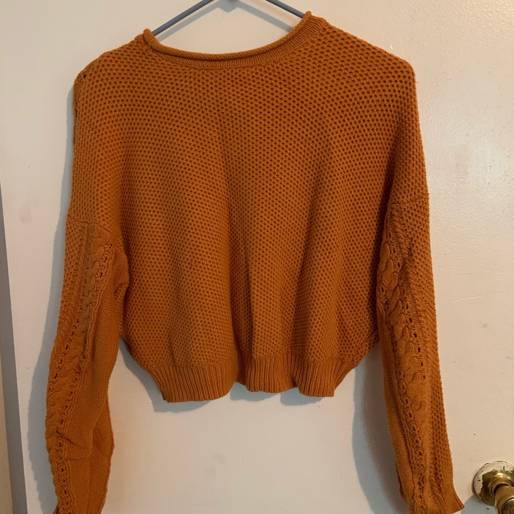 Cropped sweater - Picture 2 of 2